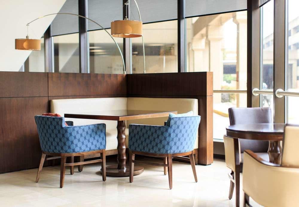 Отель Charleston Marriott Town Center Экстерьер фото