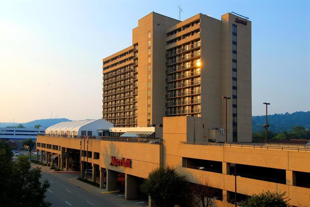 Отель Charleston Marriott Town Center Экстерьер фото