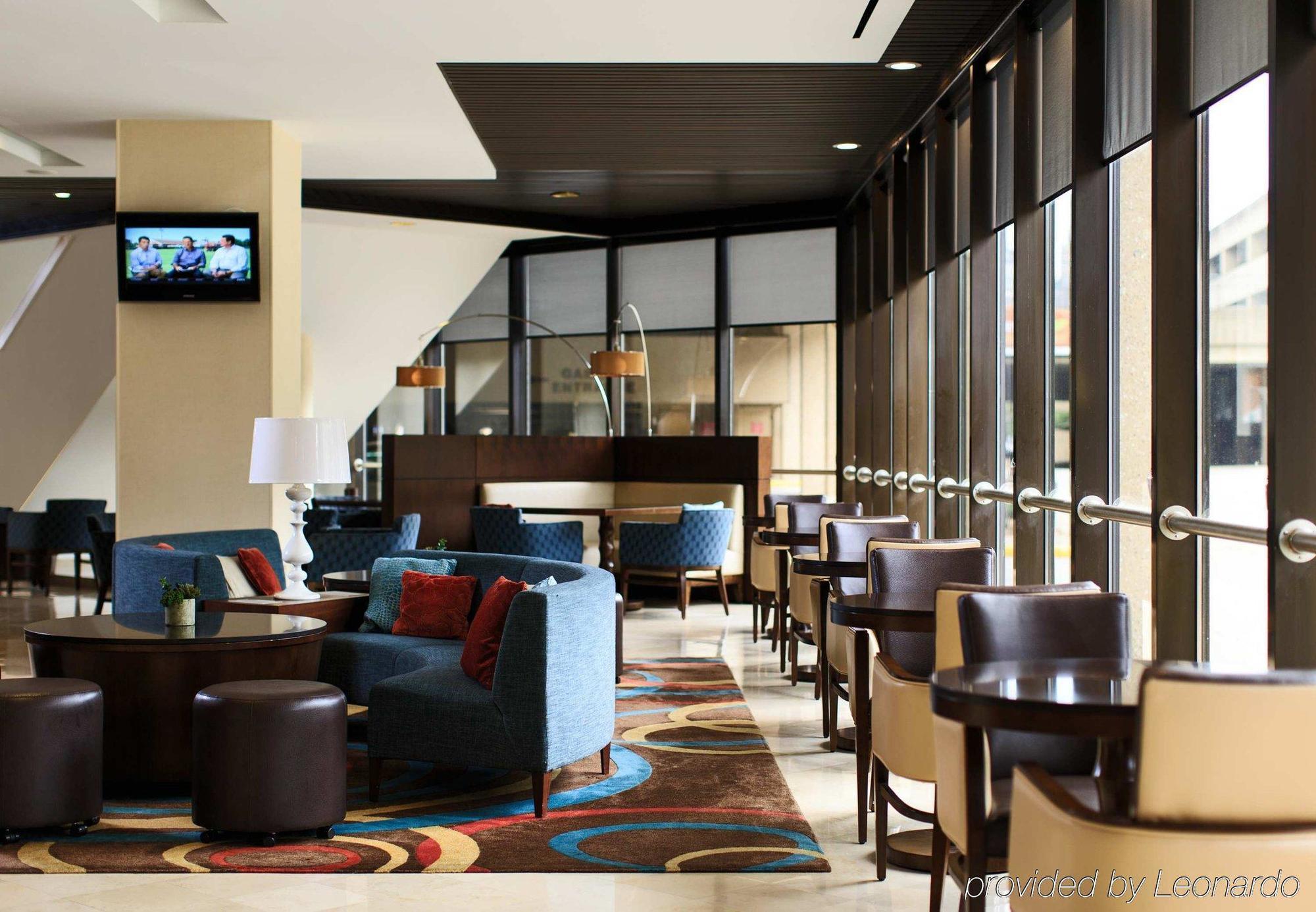 Отель Charleston Marriott Town Center Экстерьер фото